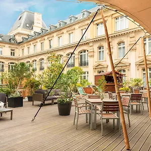 Отель Crowne Plaza Republique By Ihg