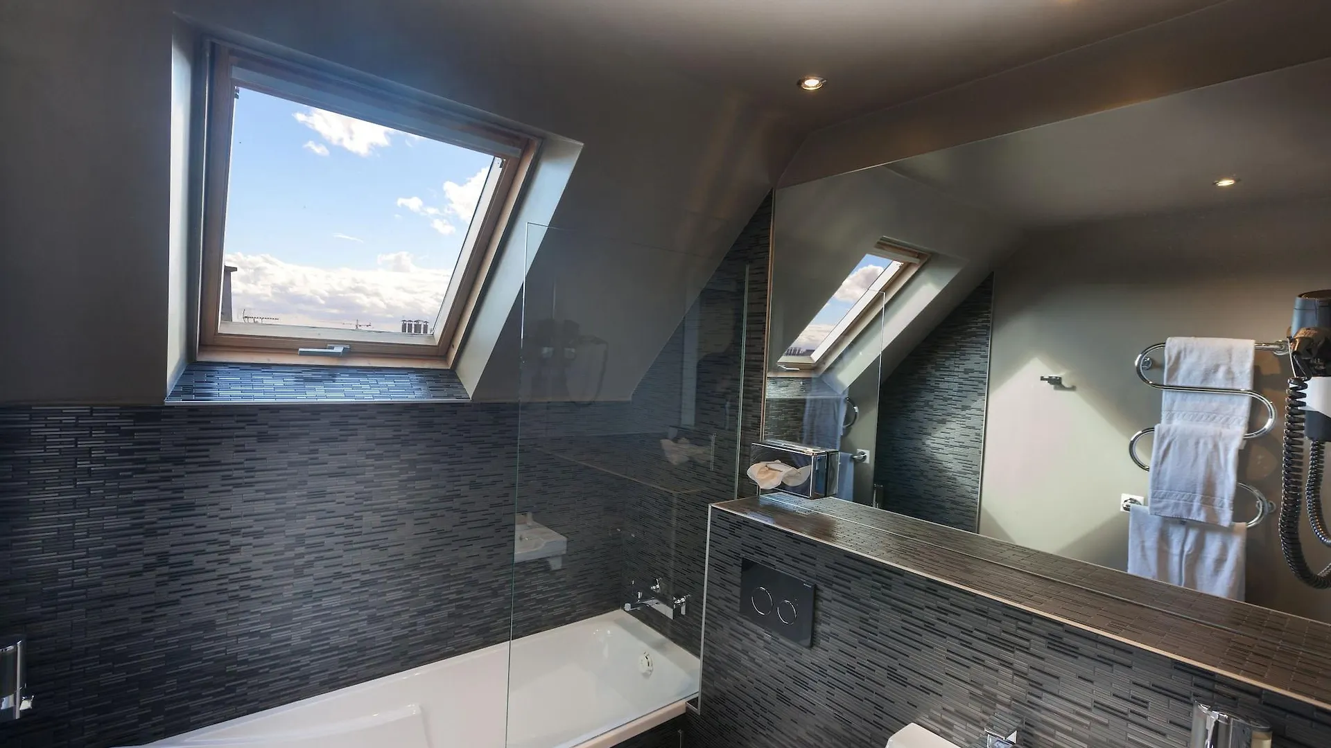 Helussi Hotel Parigi 3*,