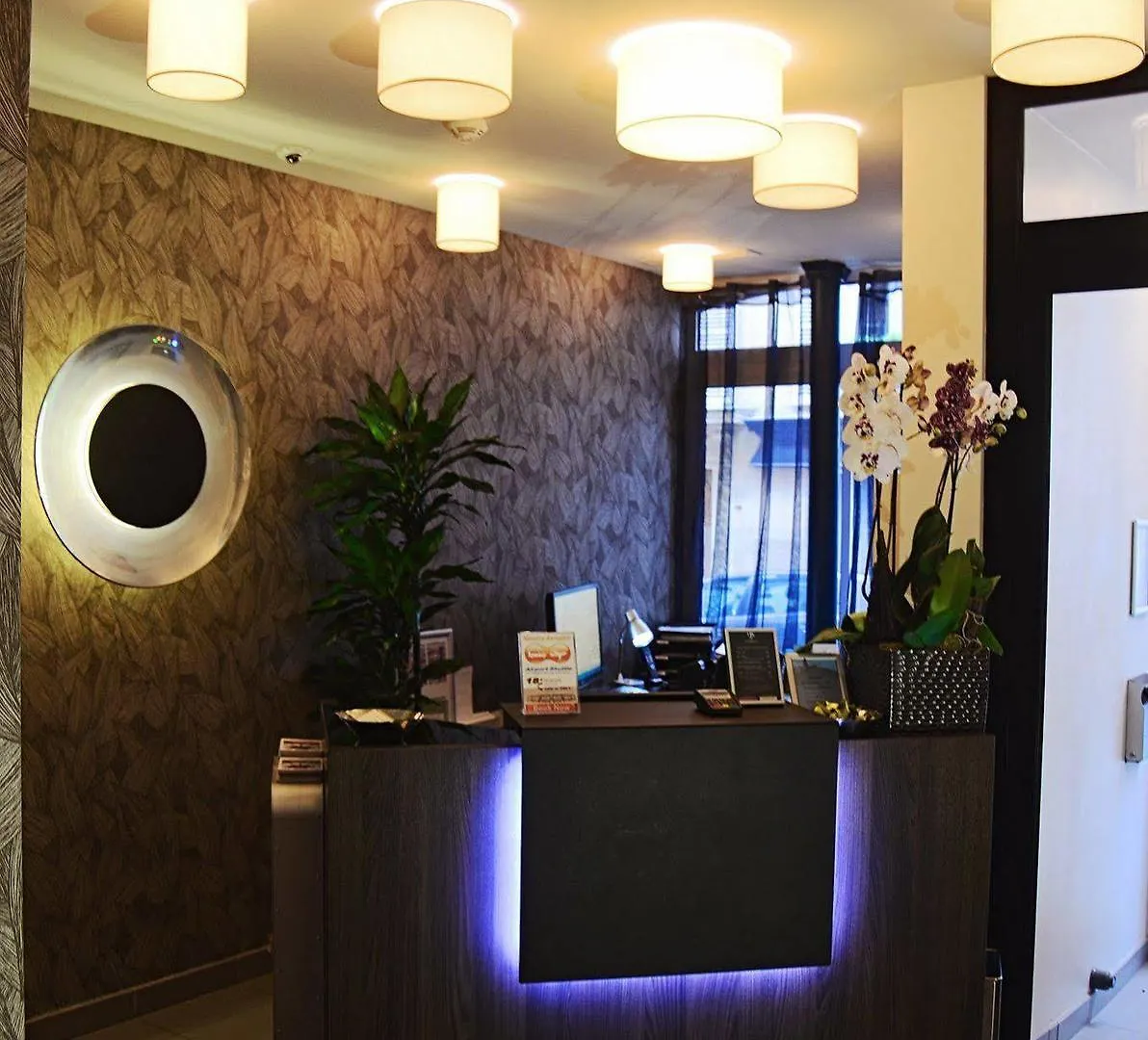 Helussi Hotel Paryż