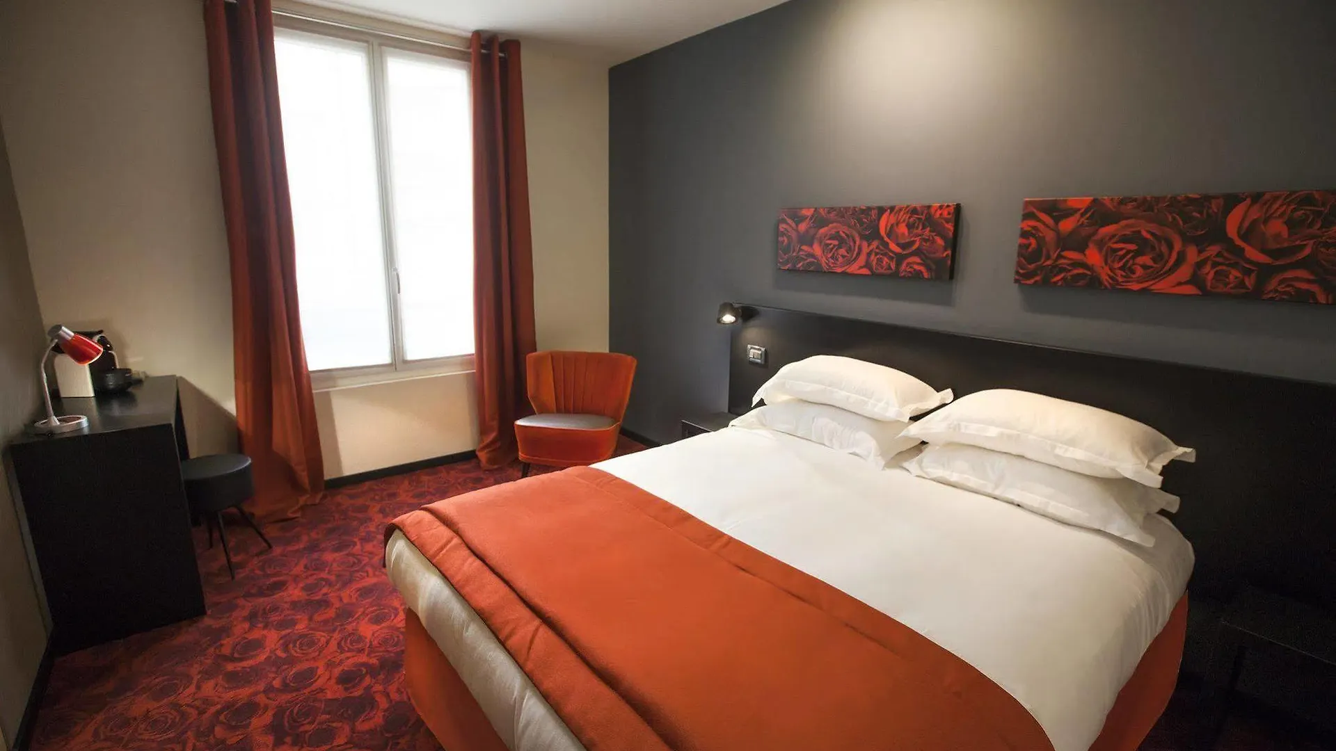Helussi Hotel Paryż